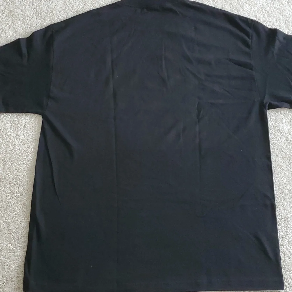 Shirt - Picture 2 of 3